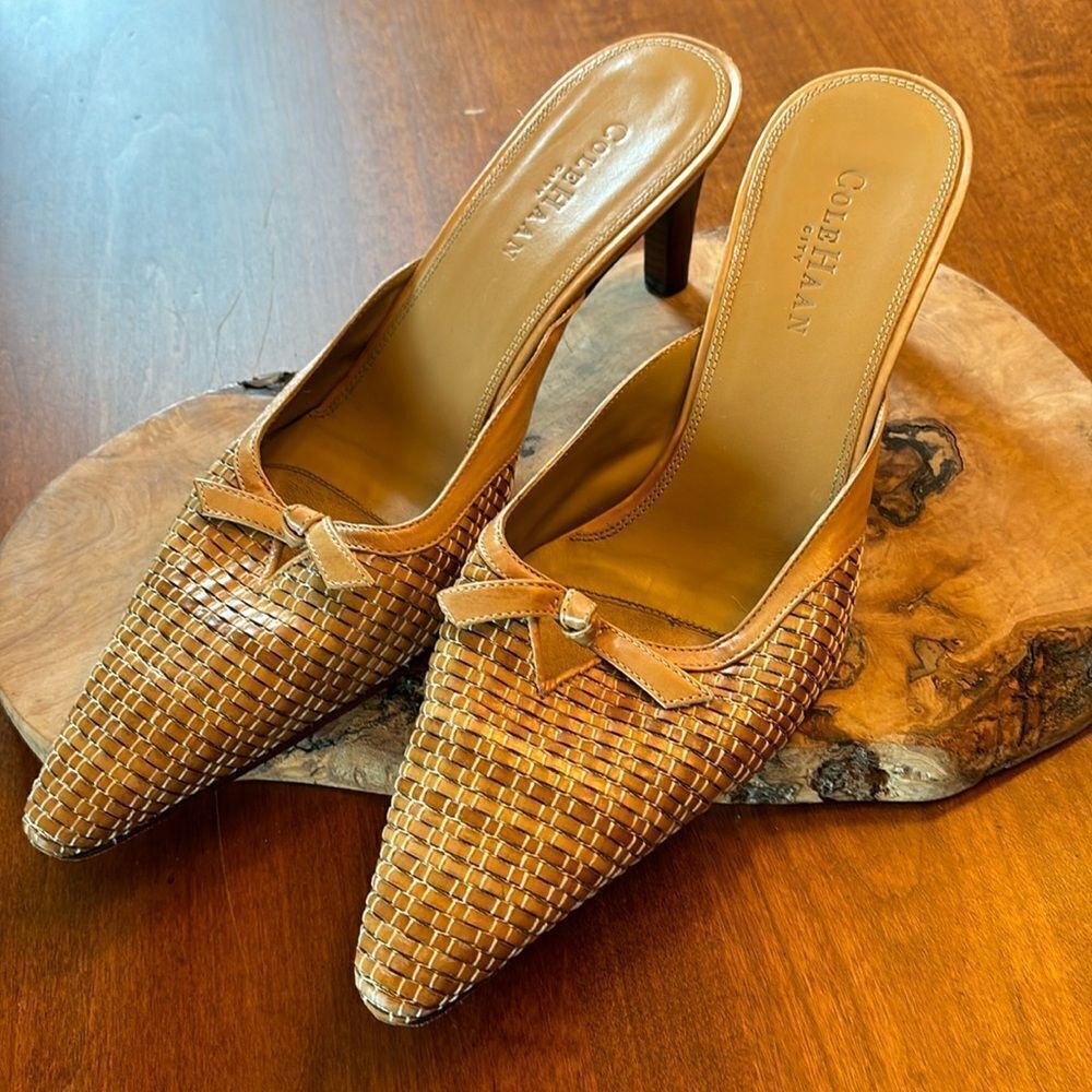 Women's COLE HAAN City Tan Woven Slip On - 8.5